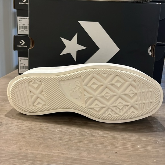 NWT Converse Chuck Taylor All Star Modern Lift Platform Mono Suede - A05285C - Picture 7 of 10